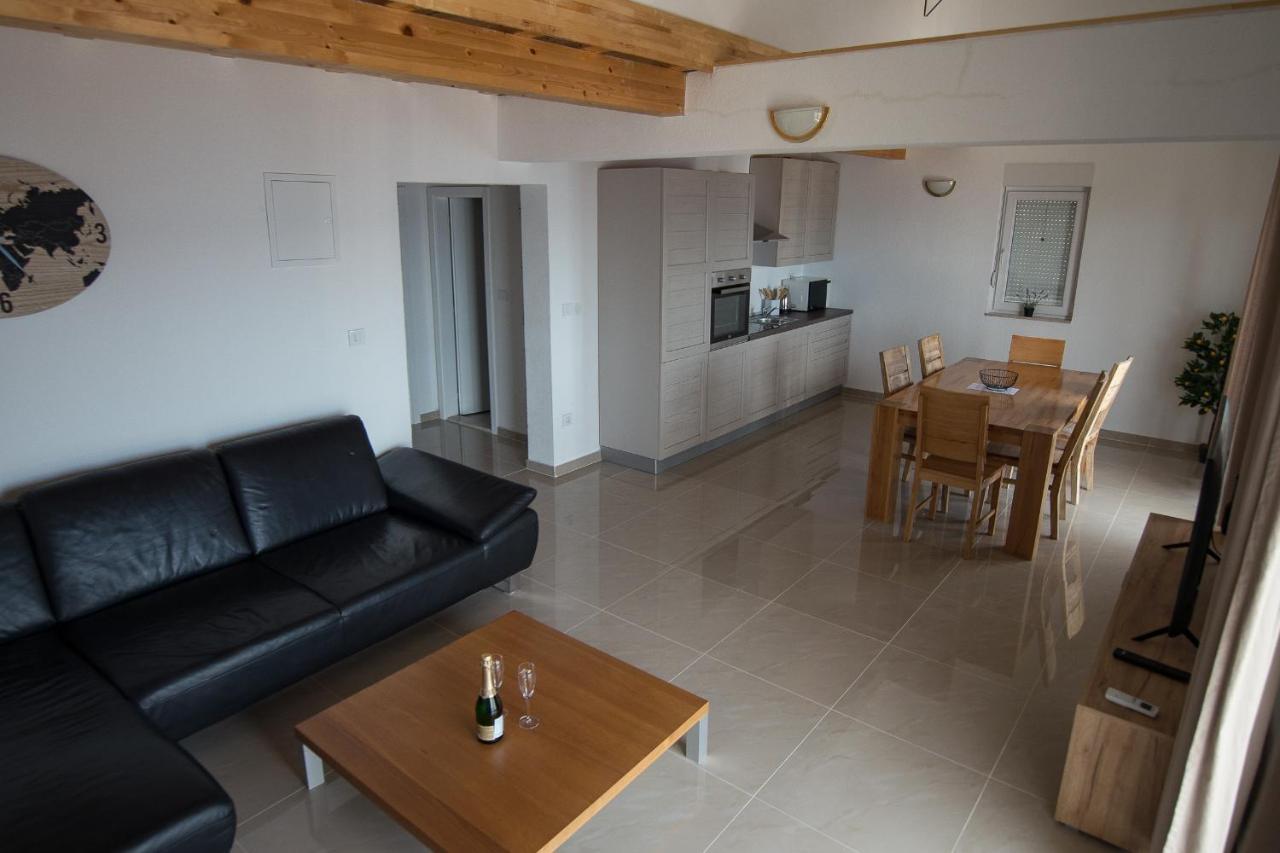 Villa Stipe Jesenice (Split-Dalmatia) Exterior foto